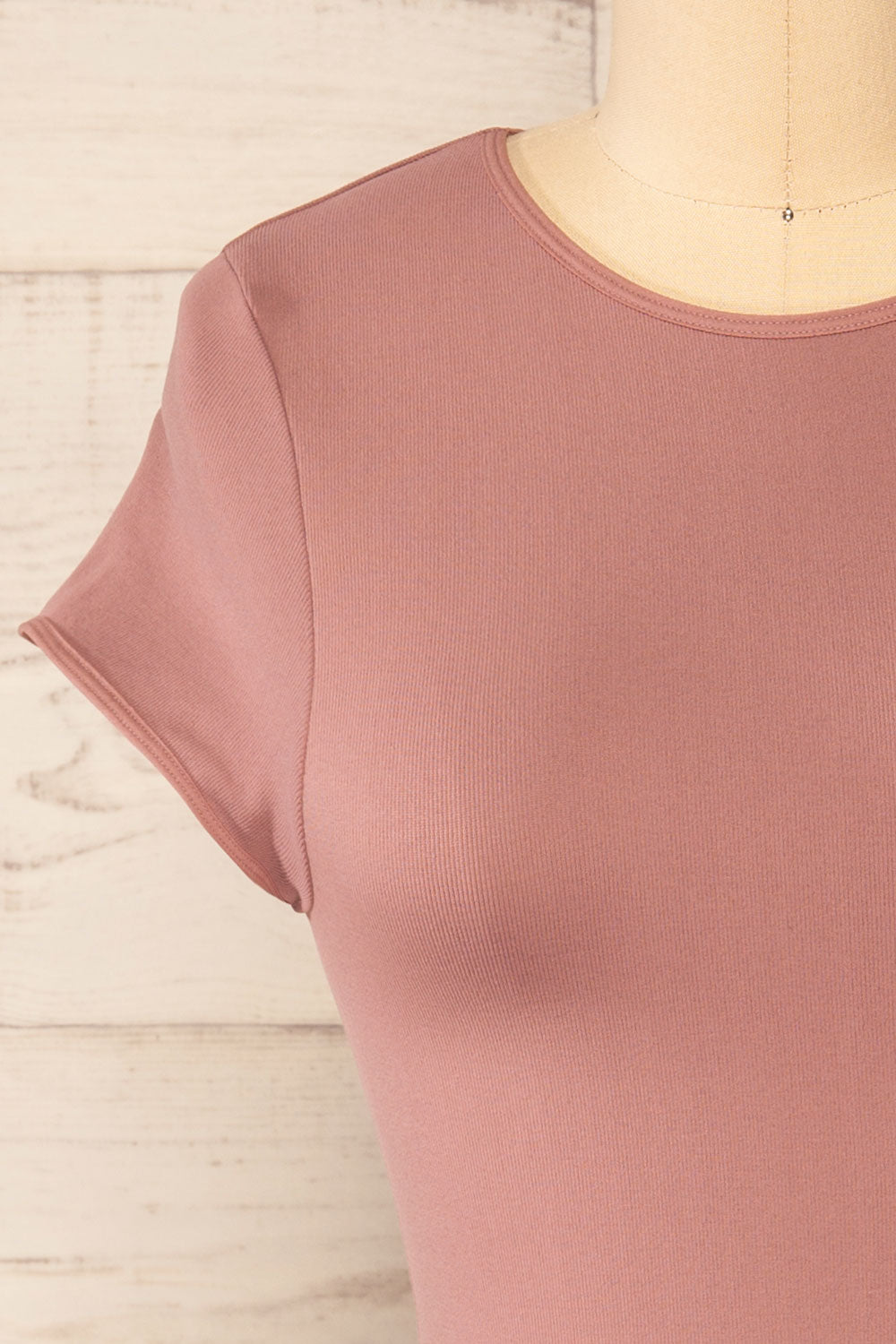 Fafe Lilac Pink Fitted Cropped T-Shirt | La petite garçonne front close-up