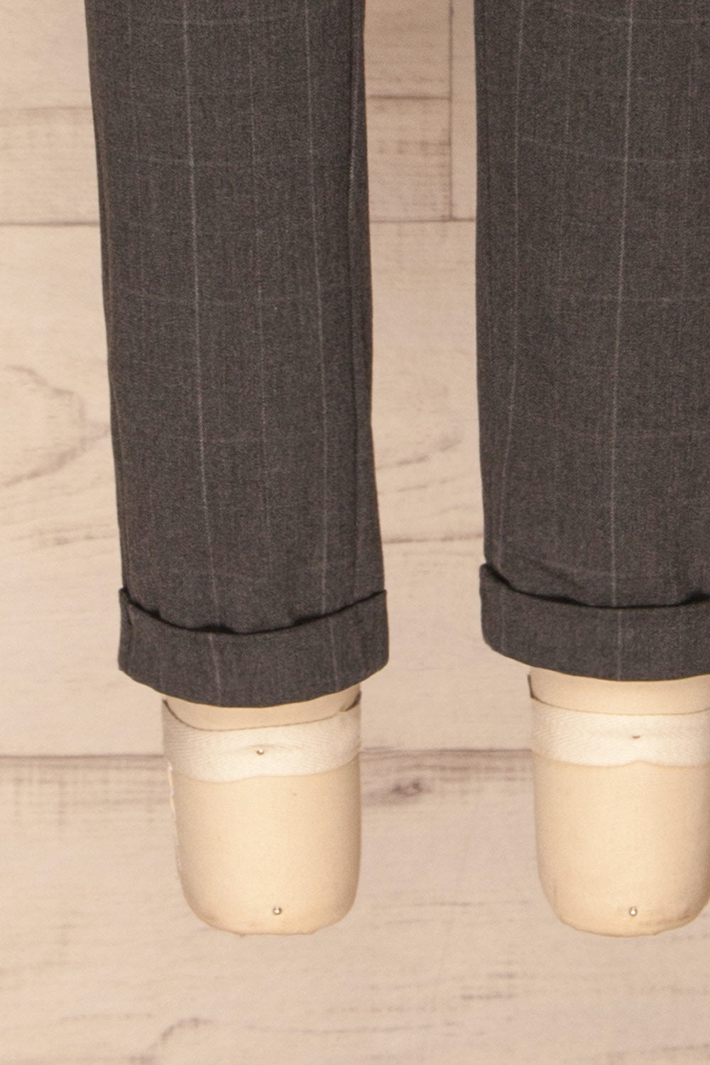 Fagerdalen Grey Straight Leg Plaid Pants | La petite garçonne bottom 