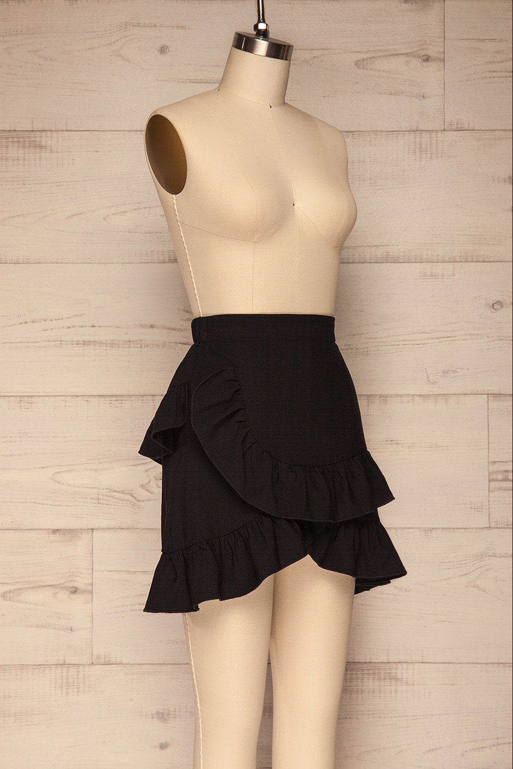 Fagerhoi Black Under Short Mini Skirt | La petite garçonne side view 