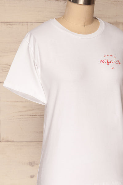 Faldmoen White Short Sleeved T-Shirt w/ Print | La Petite Garçonne side close-up