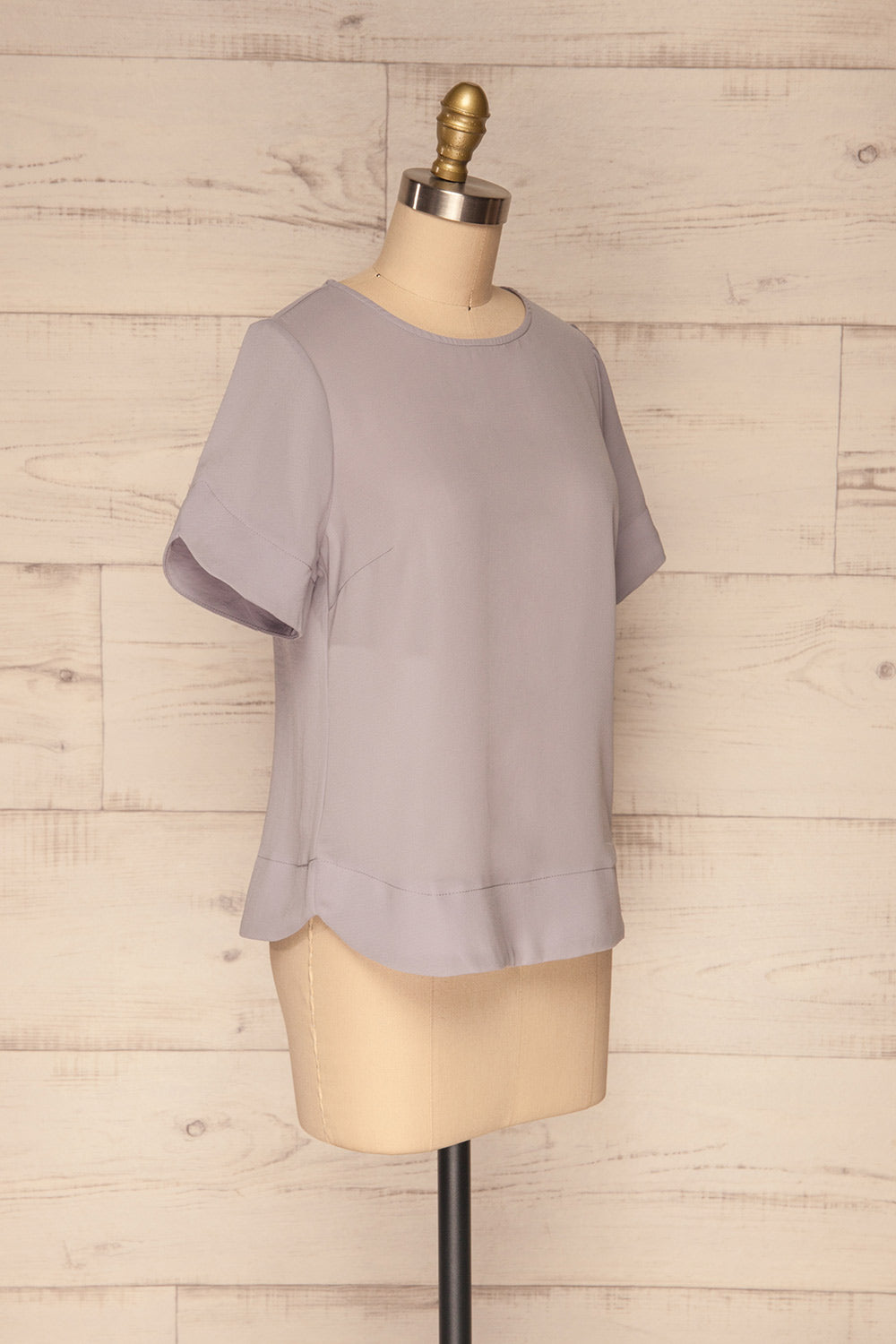 Fallet Grey Boxy Short Sleeved Top | La Petite Garçonne side view 