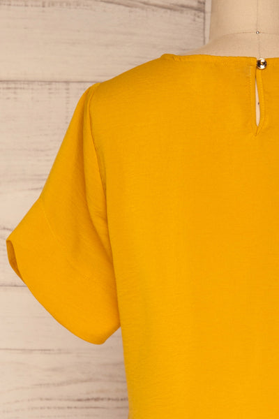 Fallet Yellow Boxy Short Sleeved Top | La Petite Garçonne back close-up