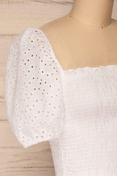 Faraas White Short Sleeve Ruched Top | La petite garçonne  side close-up