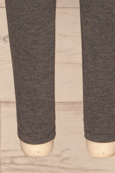 Faugeli Grey Jogging Pants | Pantalon | La Petite Garçonne bottom close-up