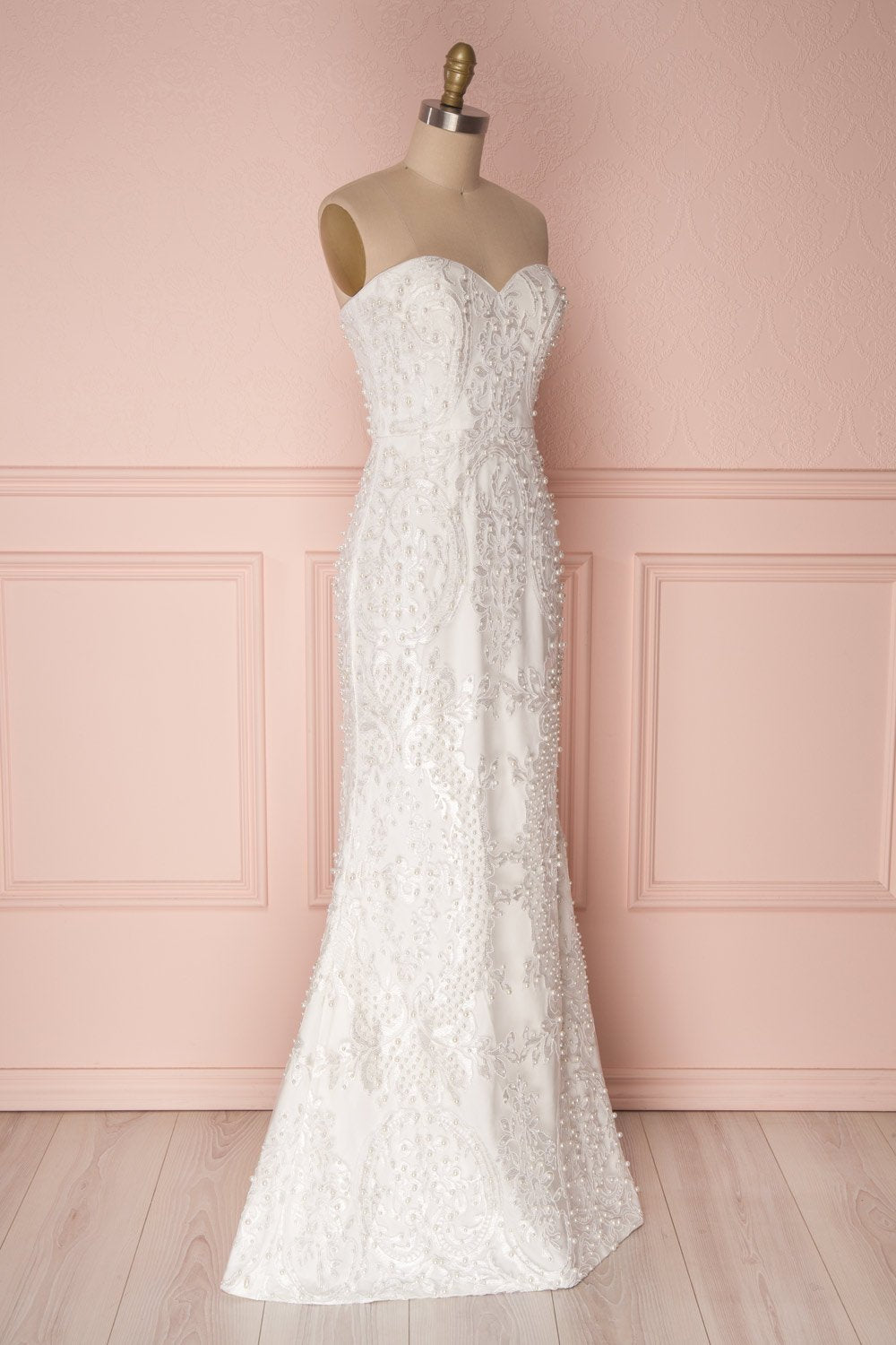 Filomena | Ivory Embroidered Gown