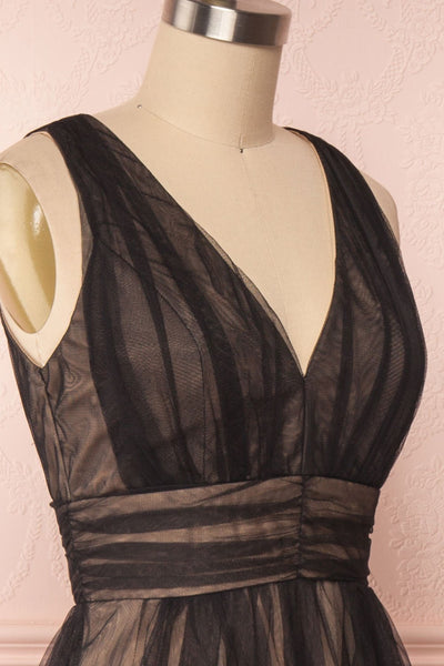 Galynne Noire Party Dress | Robe en Tulle side close up | Boutique 1861