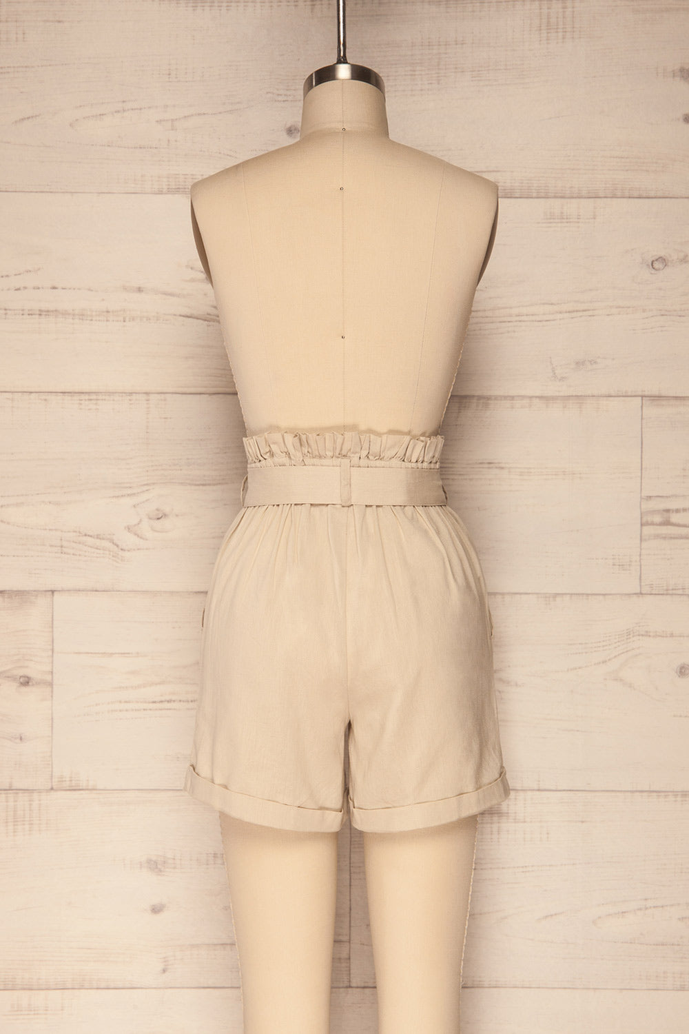 Garnes Oatmeal Beige High Rise Shorts | La Petite Garçonne 5