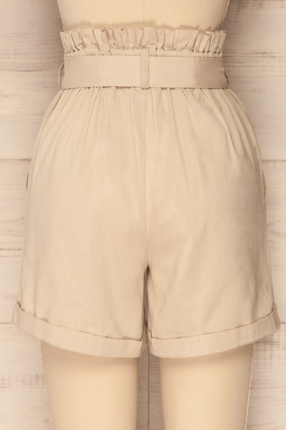 Garnes Oatmeal Beige High Rise Shorts | La Petite Garçonne 6