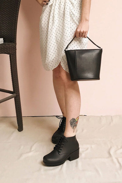 Gavarni Black Block Heel Laced Shoes | La Petite Garçonne on model