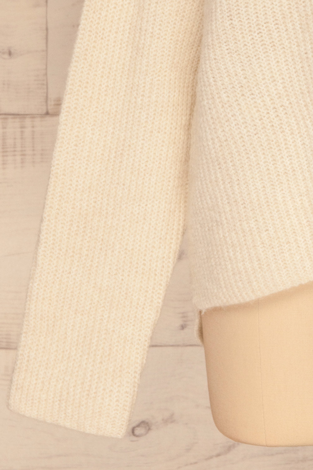 Givri Cream Knit Turtleneck Sweater | La petite garçonne bottom 