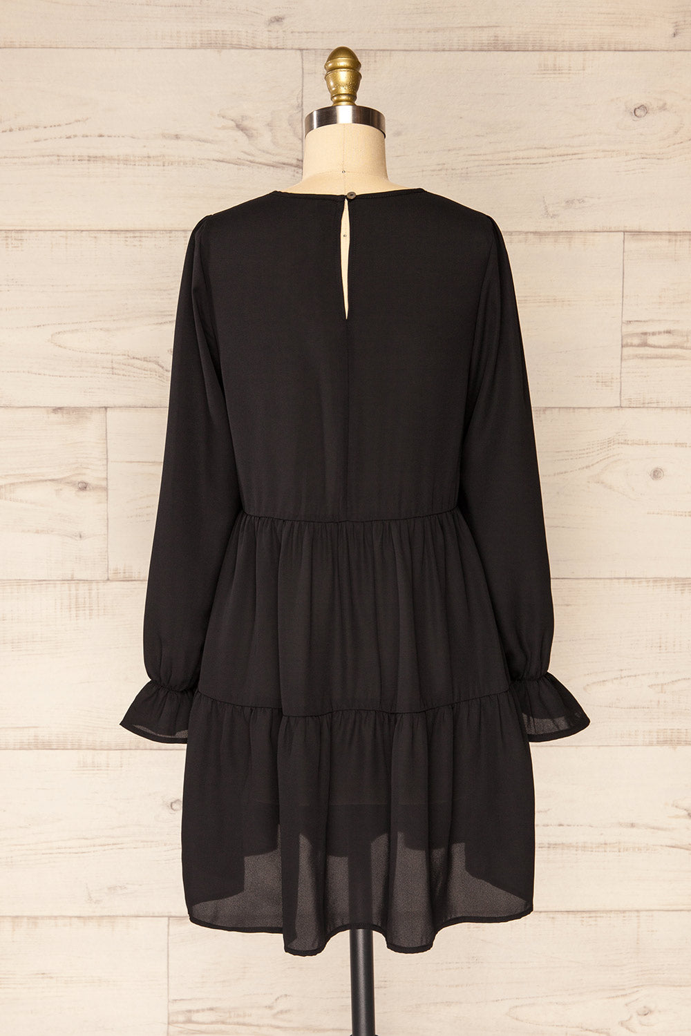 Gostivar Short Layered Long Sleeves Black Dress | La petite garçonne back view 