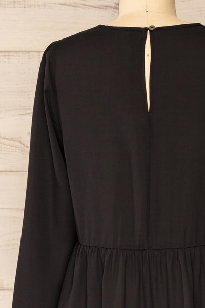 Gostivar Short Layered Long Sleeves Black Dress | La petite garçonne back close-up