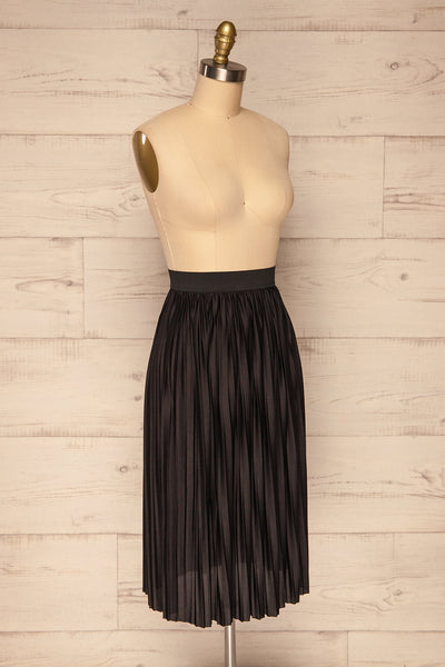 Gouves Black Pleated Midi Skirt | La petite garçonne side view