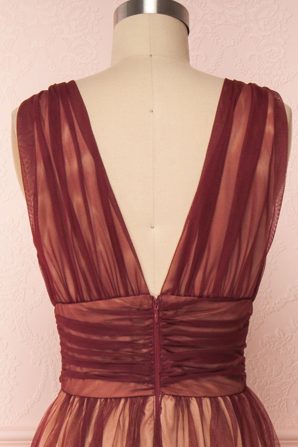 Grendell Burgundy & Beige Gown | Robe Bourgogne back close up | Boudoir 1861