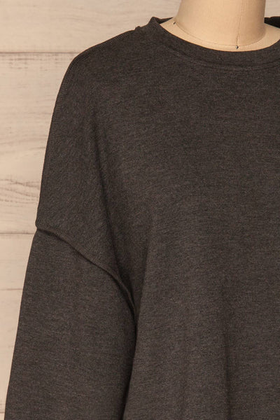 Hattem Black Oversized Sweater | La petite garçonne   side close-up