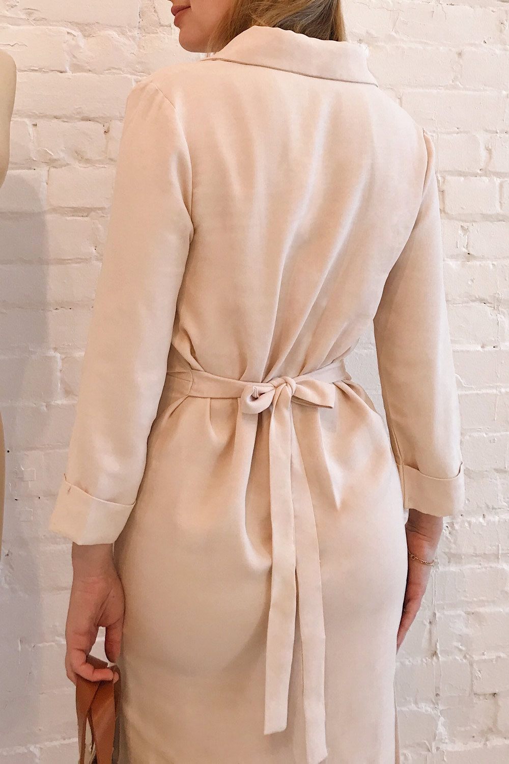 Helmond Beige Buttoned Midi Dress | La petite garçonne model back 2