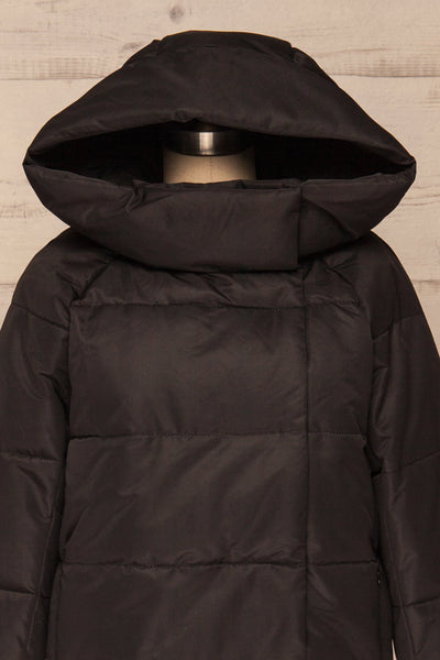 Huddersfield Black Short Quilted Coat with Hood | La Petite Garçonne front close-up hood