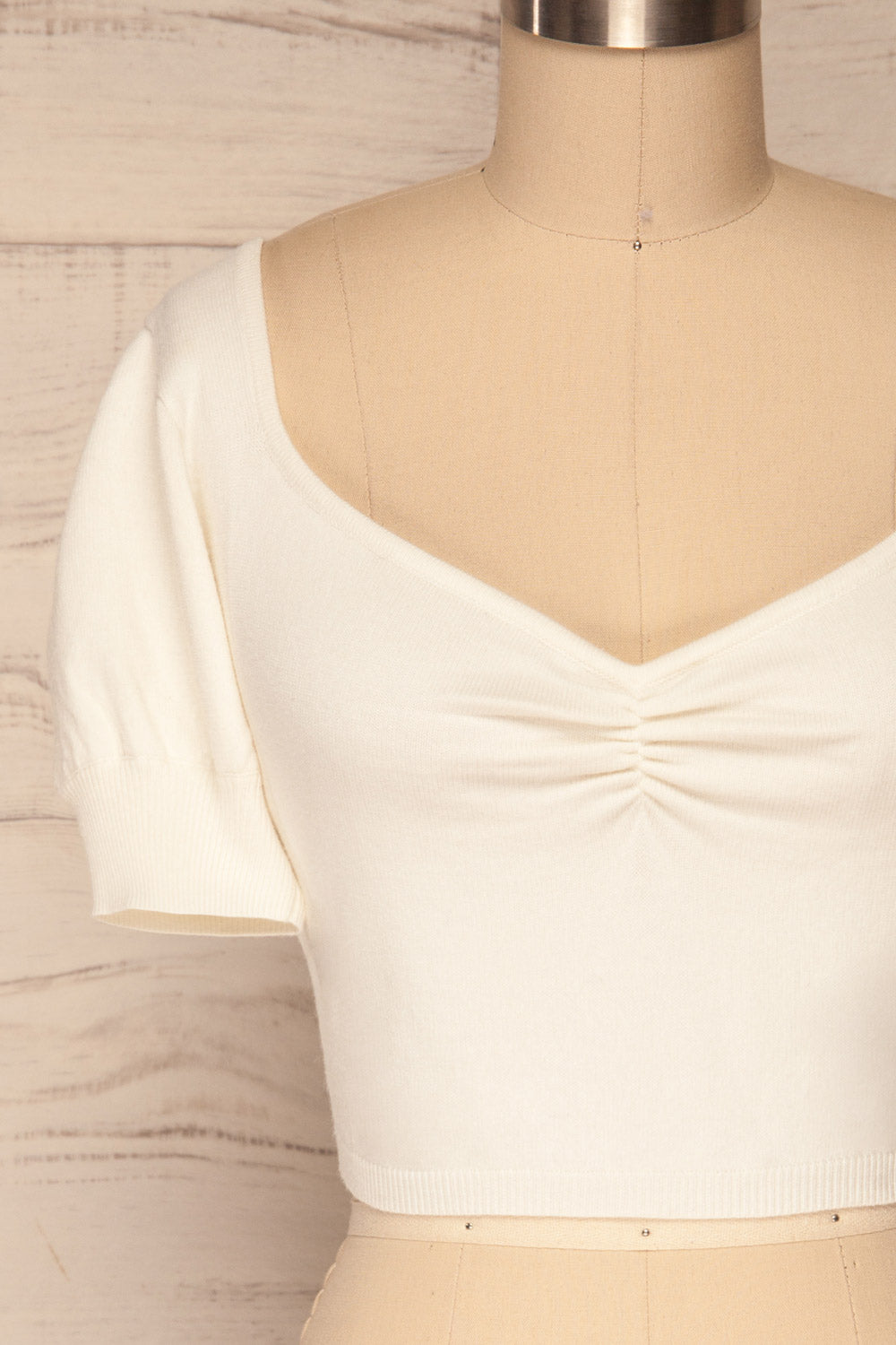 Ionia Ivory Short Sleeved Knit Crop Top | La Petite Garçonne 2