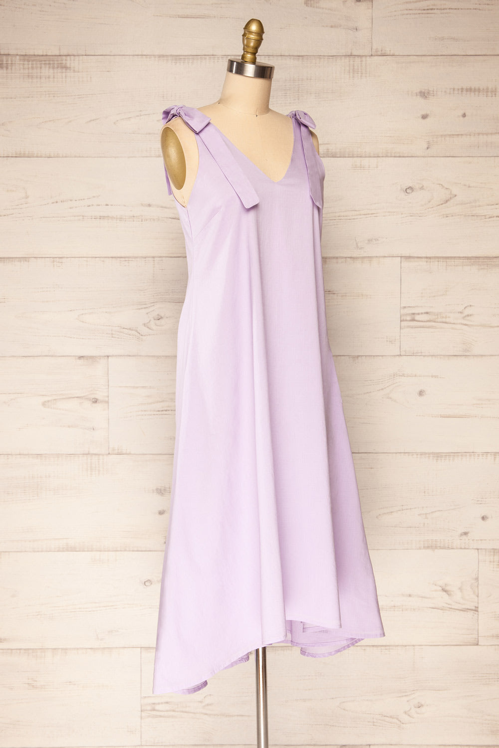 Irig Lilac V-Neck Knotted Straps Midi Dress | La petite garçonne side view