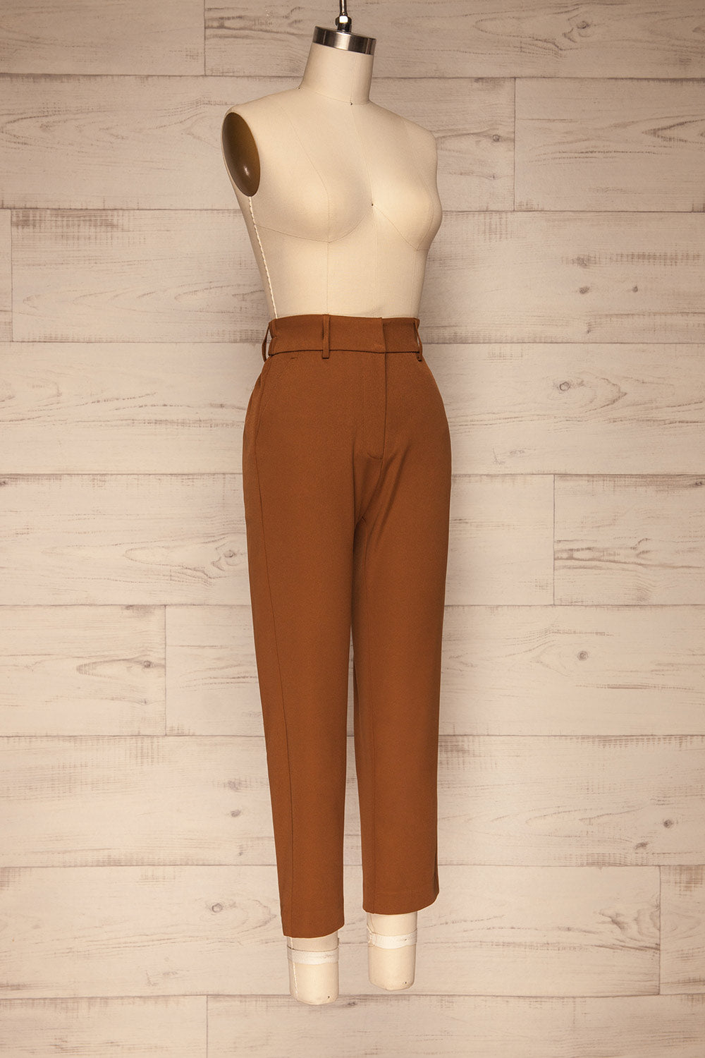 Issie Nutmeg Brown Straight Leg Pants | La petite garçonne side view 