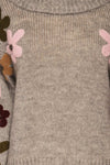 Jankowo Grey Knit Sweater | Tricot Fleuri | La Petite Garçonne fabric detail