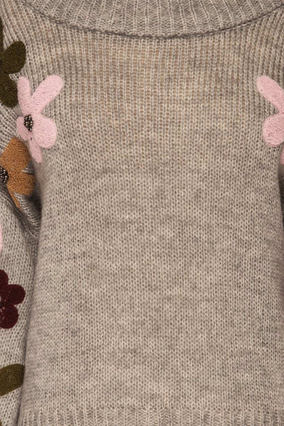 Jankowo Grey Knit Sweater | Tricot Fleuri | La Petite Garçonne fabric detail