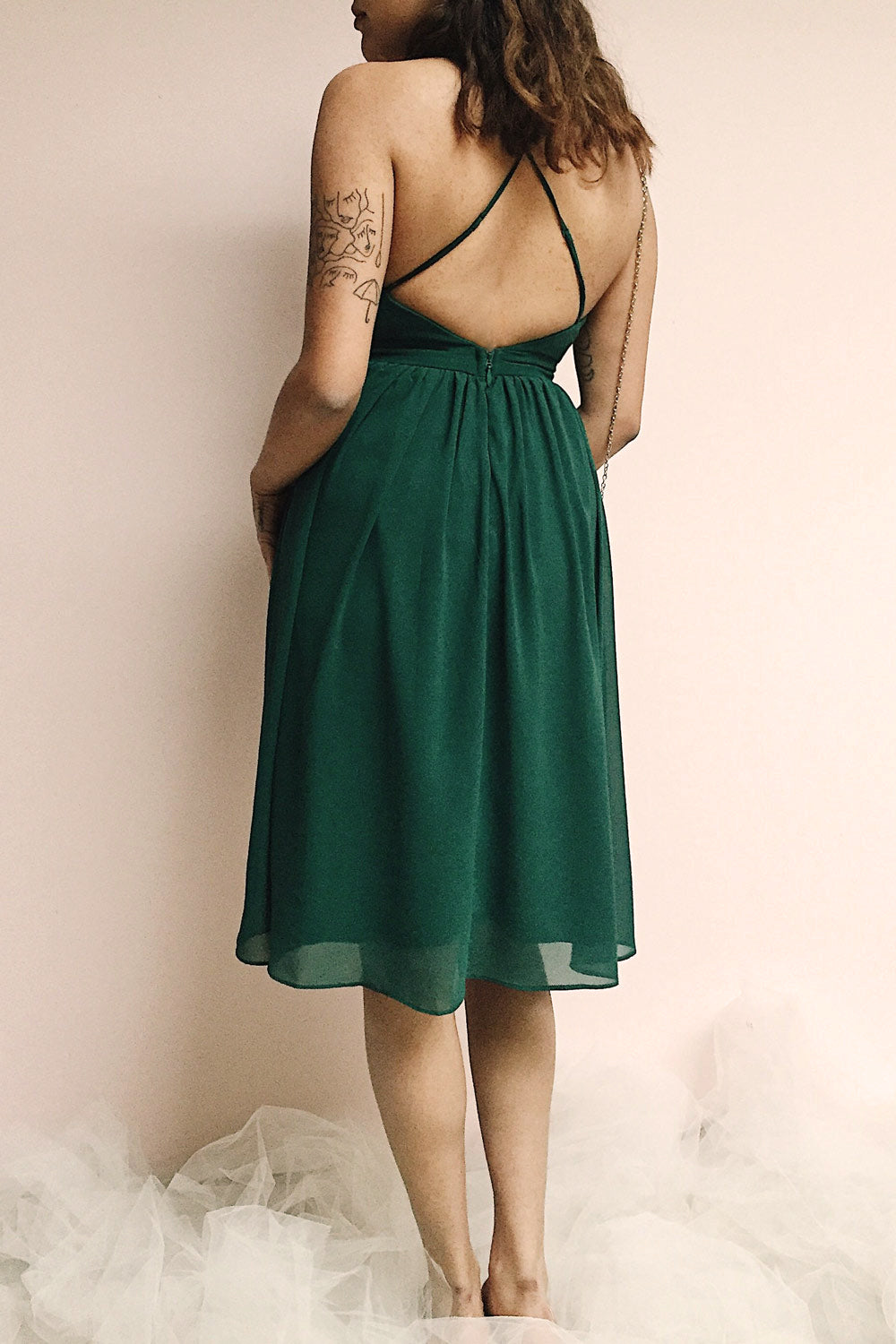 Joelle Emerald Chiffon Cocktail Dress | Robe photo back | Boutique 1861