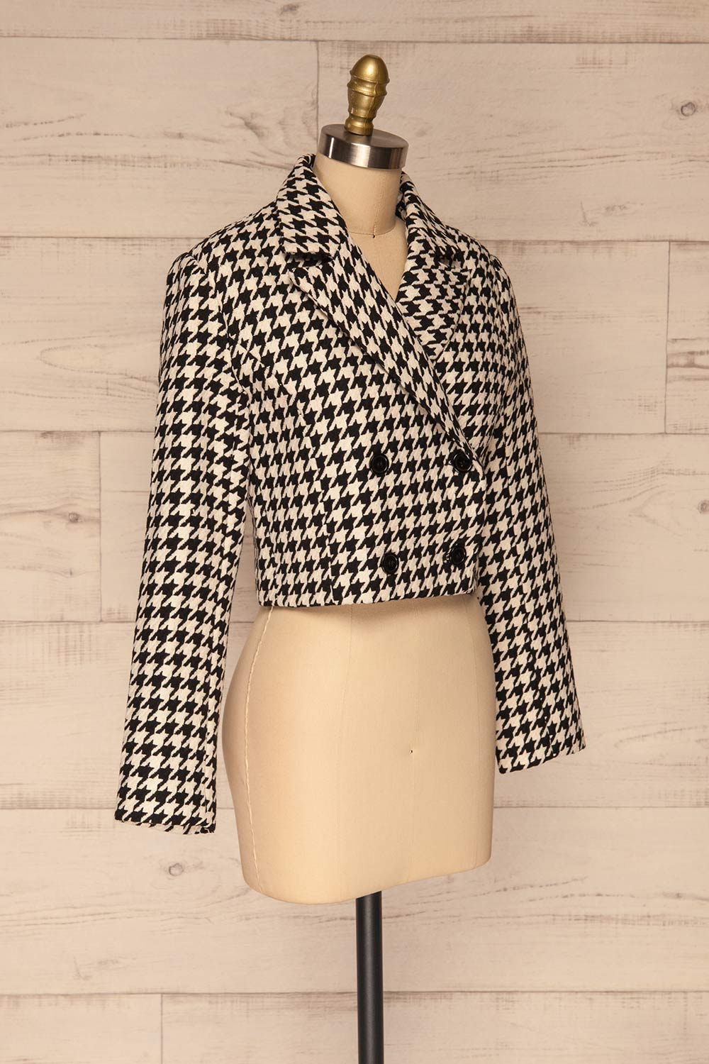 Johnstone Black & White Houndstooth Coat | La petite garçonne side view 