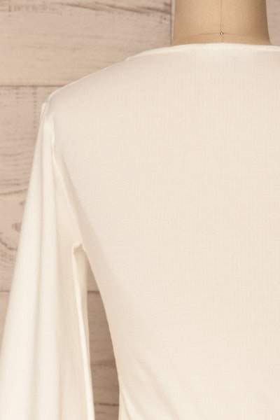 Kastaneai White Crop Top with Front Knot Detail | La Petite Garçonne back close-up