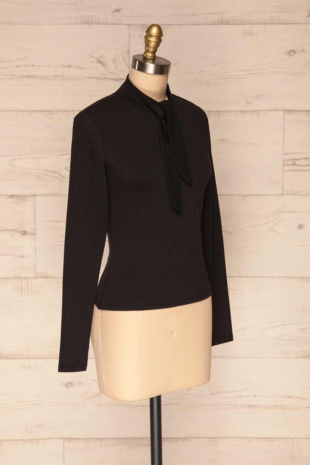 Kepno Noir Black Top w/ Tied Stand Collar | La Petite Garçonne side view 