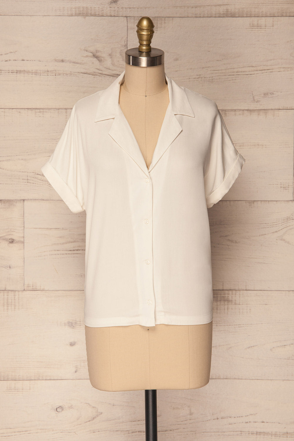 Kerion Snow Loose White Button-Up Shirt | La Petite Garçonne