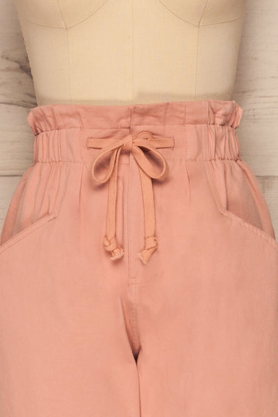 Knyszyn Rose Pink High Waist 3/4 Pants | La petite garçonne front close up