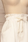 Knyszyn Blanc White High Waist 3/4 Pants side close up | La petite garçonne