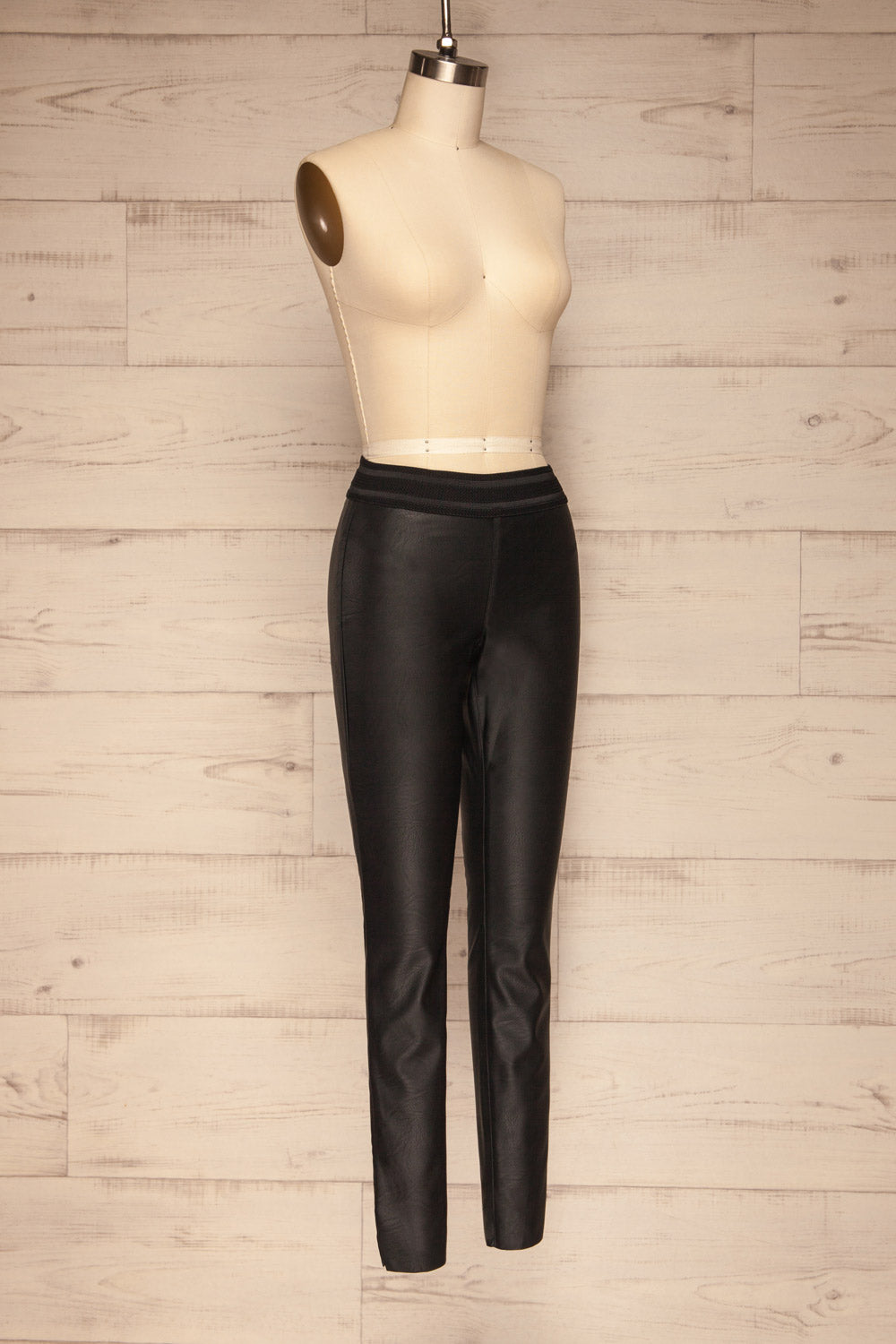 Koluszki Black Faux Leather Legging | La petite garçonne side view