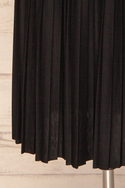Koufos Nero Black Pleated A-Line Skirt | La Petite Garçonne 7