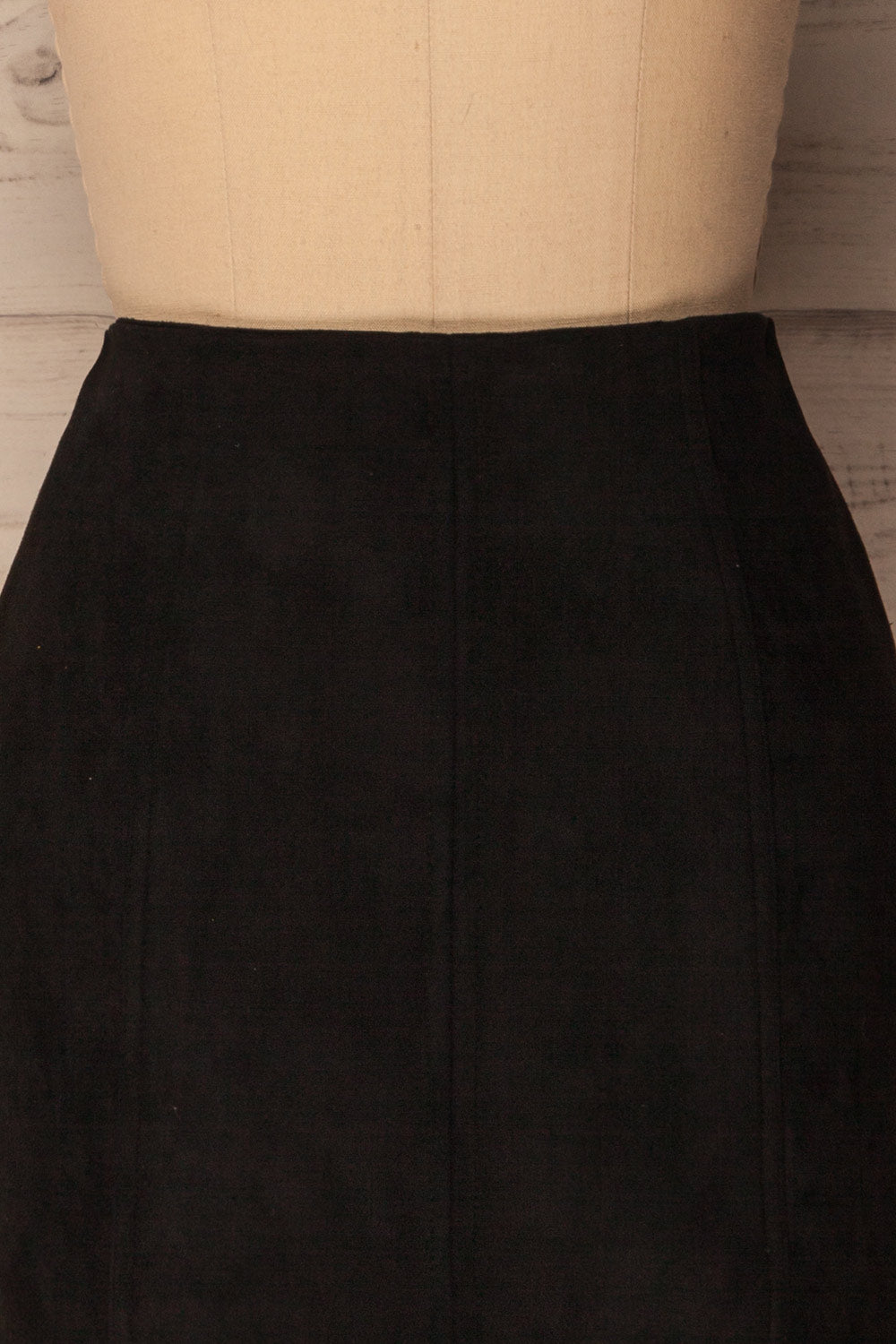 Krasica Black Faux Suede Mini Skirt | La Petite Garçonne 3