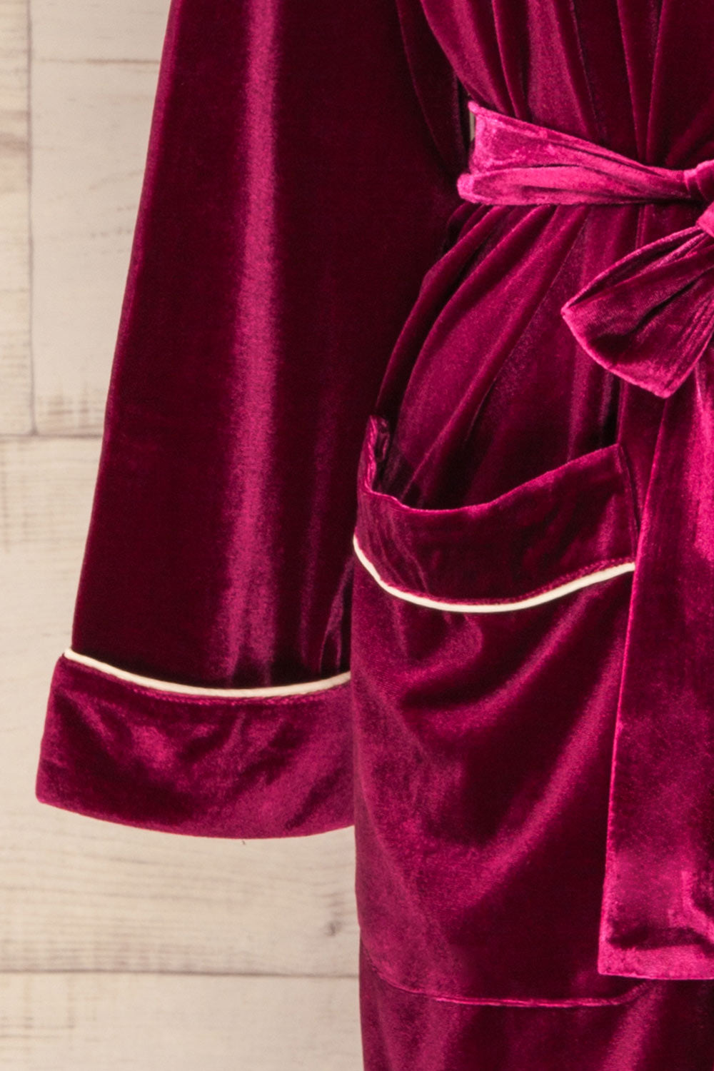 Krosno Red Velvet Bathrobe | La petite garçonne sleeve 