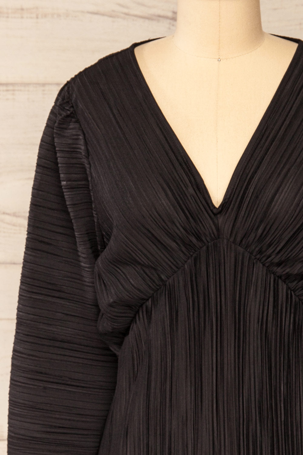 Lamia Black Long Sleeve V-Neck Midi Dress | La petite garçonne front close-up