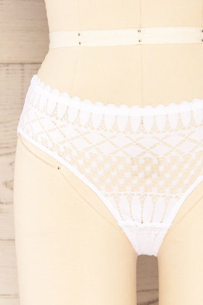 Larvik White Lace Bikini Underwear | La petite garçonne front close-up