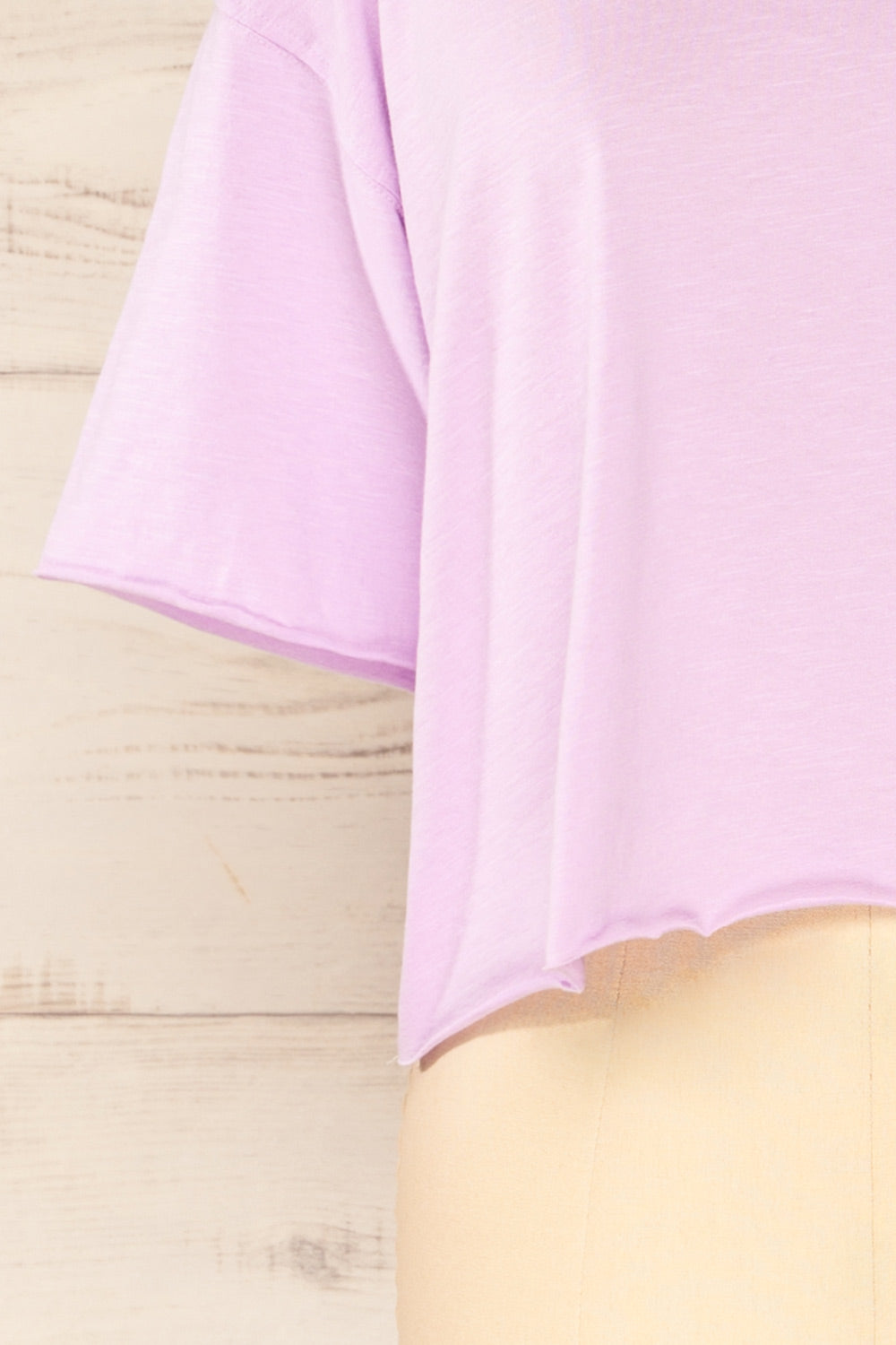 Lasin Lilac Purple Raw-Edge Cropped T-Shirt | La petite garçonne bottom 