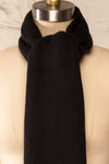 Le Baiser Black Soft Knitted Scarf | La petite garçonne knot close-up