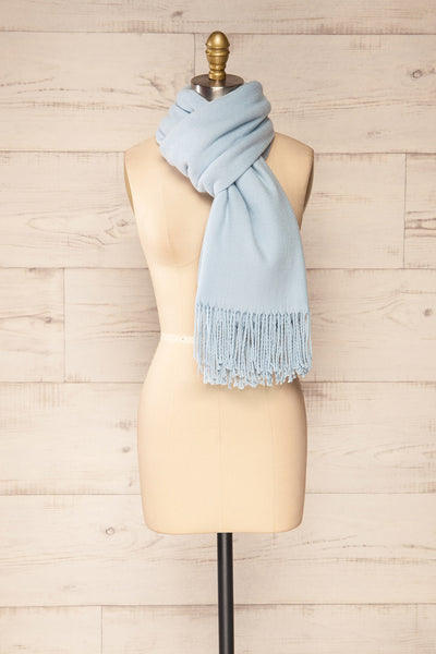 Le Baiser Blue Soft Knitted Scarf | La petite garçonne knot