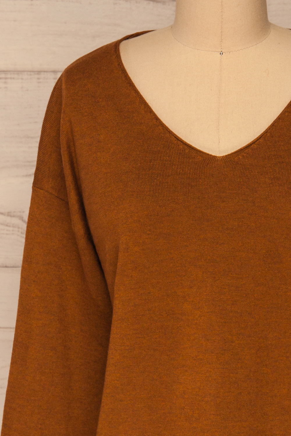 Lezajask Brown Long Sleeve Top | La petite garçonne front close-up