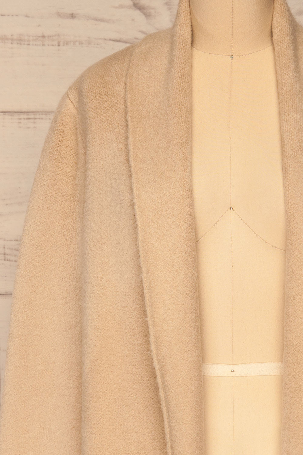 Lidzbark Beige Long Knit Cardigan | La petite garçonne front close-up