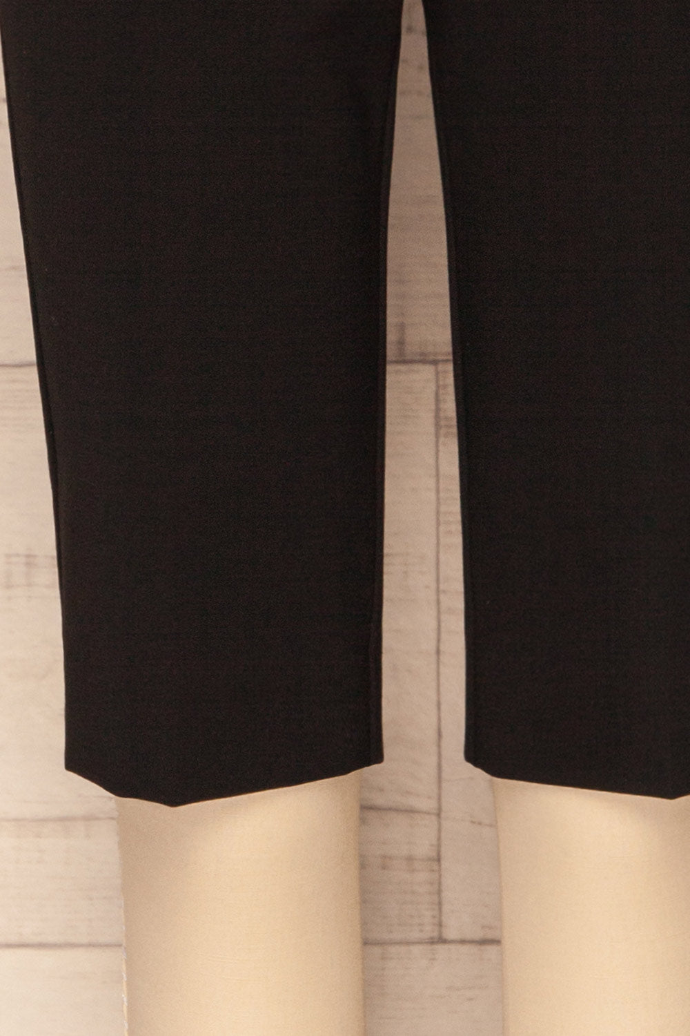 Lieksa Black Bermuda Shorts w/ Pockets | La petite garçonne bottom 