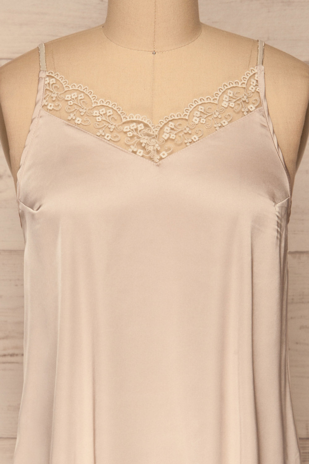 Lierre Champagne Nightie | Nuisette | La Petite Garçonne Chpt. 2 front close-up