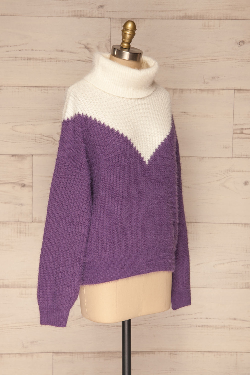 Lisalmi Purple & Ivory Colour Block Sweater | La Petite Garçonne side view 