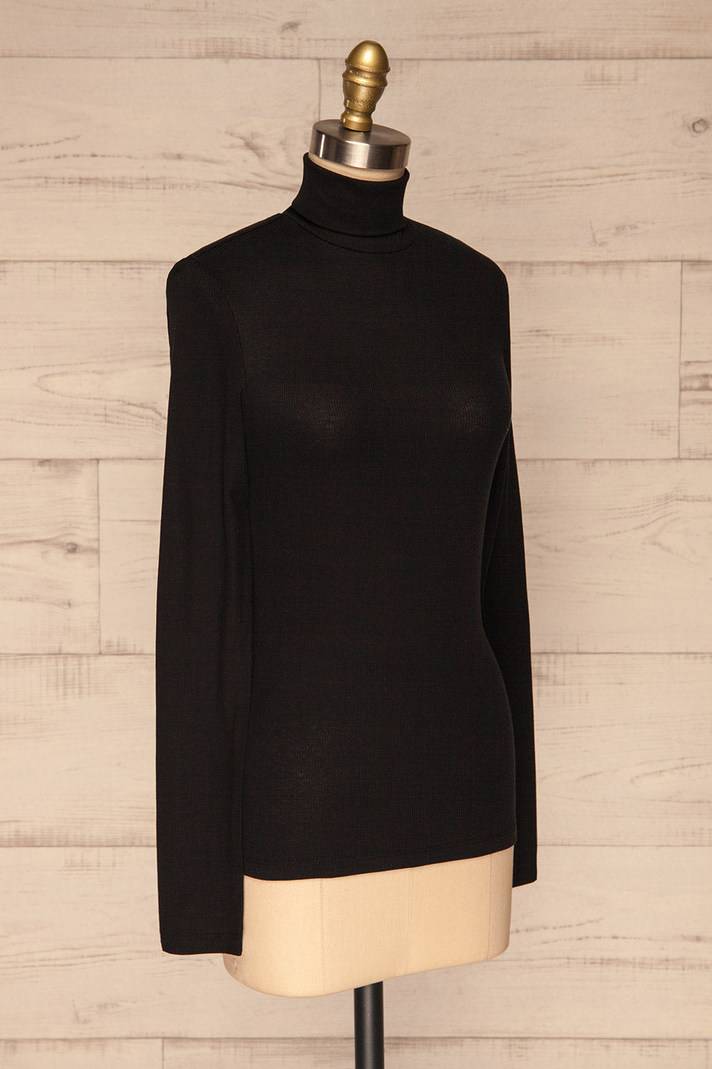 Loksa Black Turtleneck | Col Roulé Noir side view | La Petite Garçonne