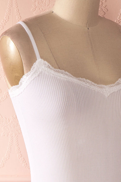 Lonia Blanc - White basic tank top with lace detail 4