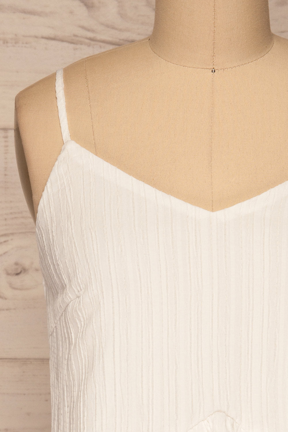 Lozola Daisy White Layered Short Dress | La petite garçonne front close-up